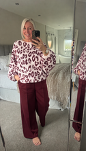 Load image into Gallery viewer, The animal print slouch jumper
