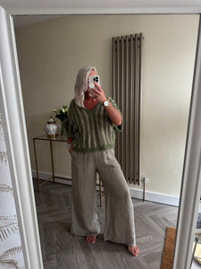 The tie waist elasticated linen trousers