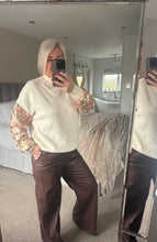 Load image into Gallery viewer, The sequin star sleeve Supersoft knit
