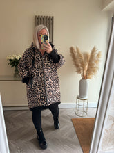 Load image into Gallery viewer, The animal print quilted coat
