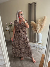 Load image into Gallery viewer, The tie back animal print frill sleeve dress
