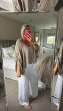 Load image into Gallery viewer, The Ibiza waffle button detail top/jacket
