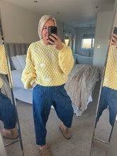 Load image into Gallery viewer, The bubble heart knit
