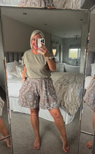 Load image into Gallery viewer, The Ibiza bandana print cotton shorts with pockets
