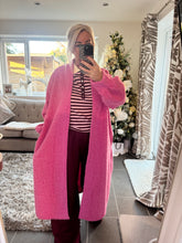 Load image into Gallery viewer, The molly eyelash coat with pockets
