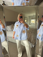 Load image into Gallery viewer, The zeta Otto pinstripe shirt
