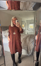 Load image into Gallery viewer, The marl tunic dress with pockets &amp; separate necklace
