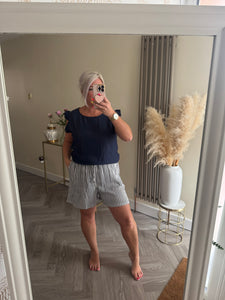 SALE The button back top (no return on sale items)