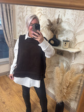 Load image into Gallery viewer, The knitted tank
