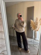 Load image into Gallery viewer, The exposed seam stripe Lola
