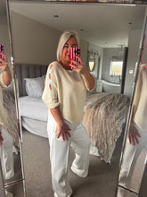 Load image into Gallery viewer, The Daisy fine knit
