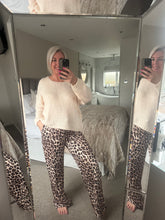 Load image into Gallery viewer, The piper knit
