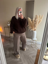 Load image into Gallery viewer, The Lola knits
