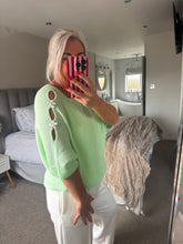 Load image into Gallery viewer, The Daisy fine knit
