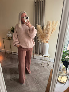 The Lola knits