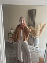 Load image into Gallery viewer, The satin pleat zip up jacket
