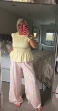 Load image into Gallery viewer, The shirred frill tops
