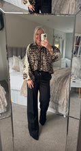 Load image into Gallery viewer, The zeta Otto lace detail animal print shirt
