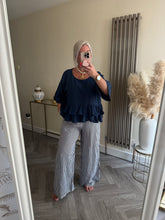 Load image into Gallery viewer, SALE The striped linen trousers with pockets (no return on sale items)
