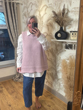 Load image into Gallery viewer, The knitted tank
