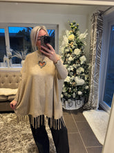 Load image into Gallery viewer, The embellished heart tassel knit

