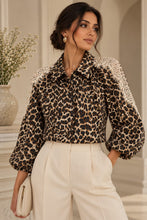 Load image into Gallery viewer, The zeta Otto lace detail animal print shirt
