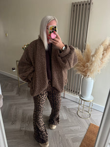 The “Billie” scoop coat