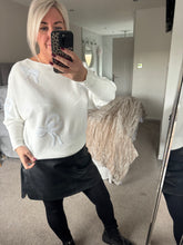 Load image into Gallery viewer, The supersoft sequin bow knit
