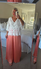 Load image into Gallery viewer, The Bora Bora satin pleated trousers in peach
