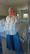 Load image into Gallery viewer, The shirred high waisted denim palazzos
