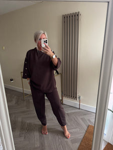 The button detail Mya tracksuits