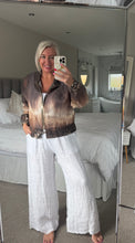 Load image into Gallery viewer, The Lightweight ombre animal print detail jacket
