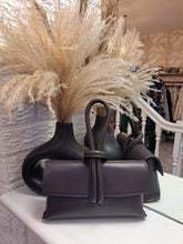 Load image into Gallery viewer, The leather loop clutch bag
