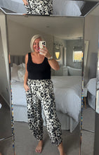 Load image into Gallery viewer, The animal print jersey cocoons
