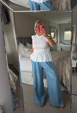 Load image into Gallery viewer, The shirred frill tops
