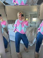 Load image into Gallery viewer, The argyle knit
