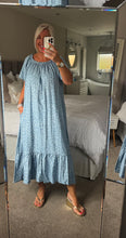 Load image into Gallery viewer, The animal print chambray dress with pockets
