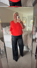 Load image into Gallery viewer, The eve wool knit

