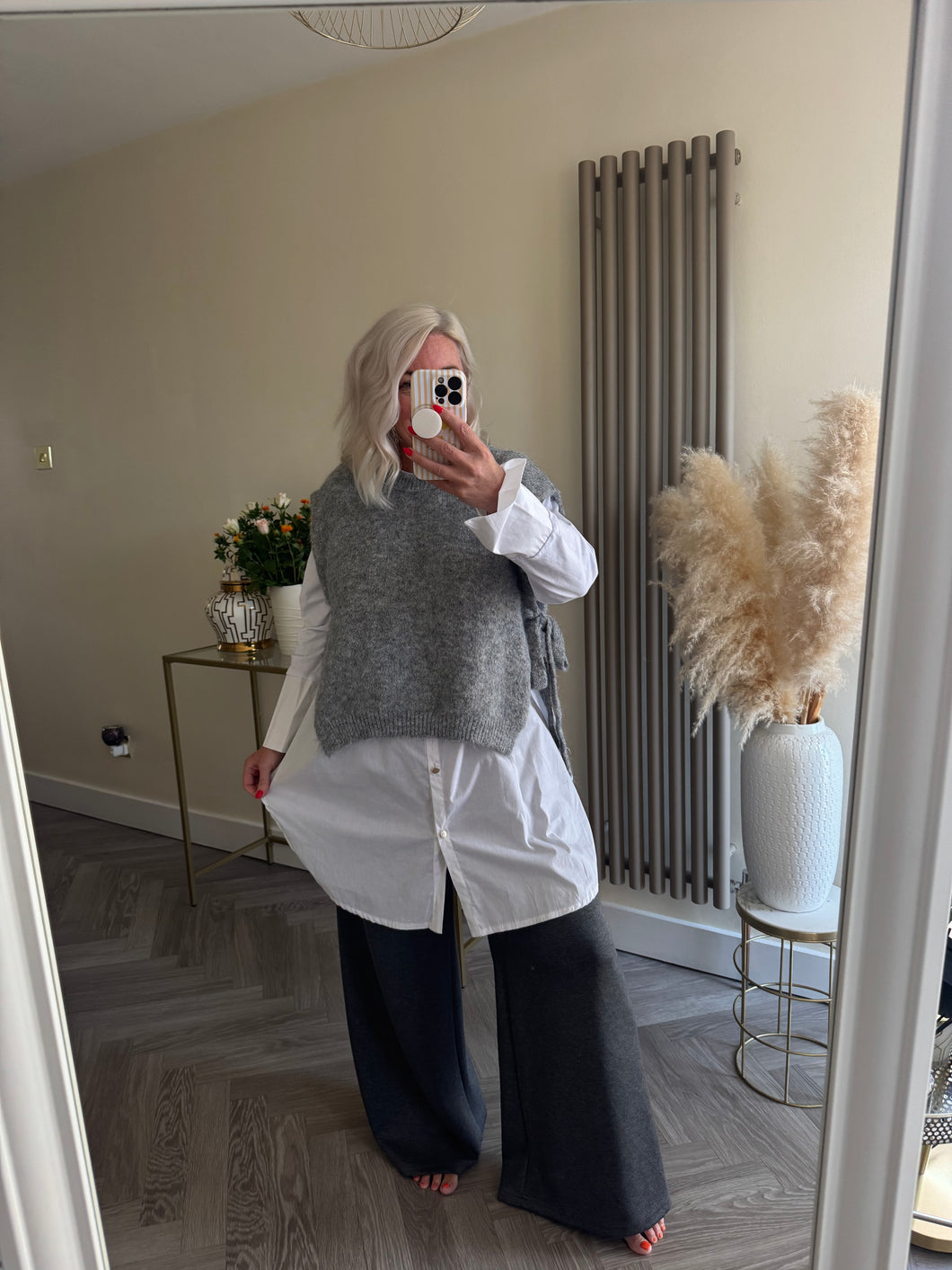The wide leg joggers in charcoal