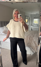 Load image into Gallery viewer, The tie waist pin tuck jogger
