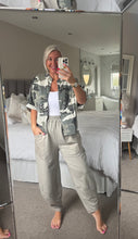 Load image into Gallery viewer, The jersey camo military jacket

