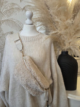 Load image into Gallery viewer, The teddy borg cross body bag
