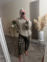 Load image into Gallery viewer, The brushed cotton cocoon trousers
