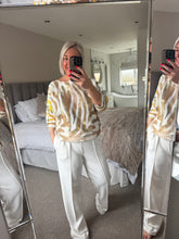 Load image into Gallery viewer, The Darcie foil fine knits
