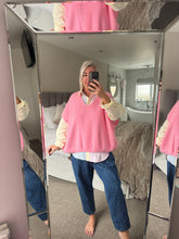 Load image into Gallery viewer, The v neck knitted tank
