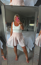Load image into Gallery viewer, The High waisted shirred linen palazzo shorts with pockets
