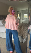 Load image into Gallery viewer, The v neck knitted tank
