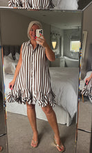 Load image into Gallery viewer, The Zeta Otto striped frill dress
