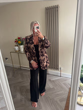 Load image into Gallery viewer, The animal print blazer
