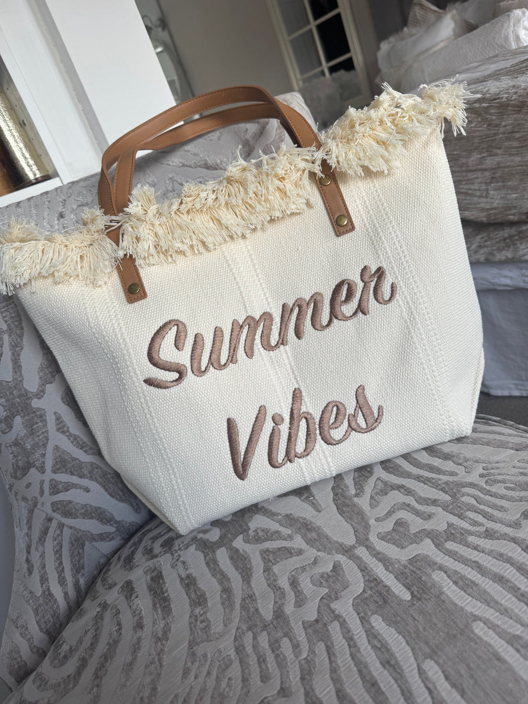 “Summer vibes” beach bag